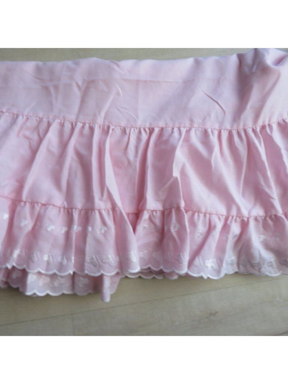 Vintage JCPenney Twin Pink Ruffled Bed Skirt Embroidered 4" Heart Trim 10" Drop